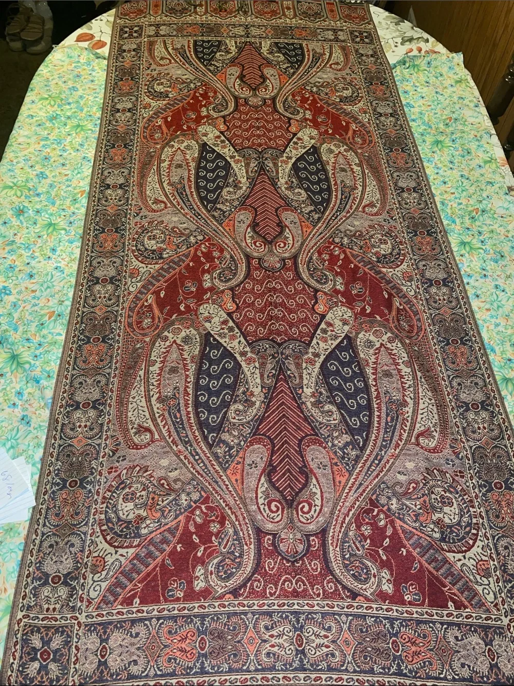 Multi color paisley pashmina shawl (nwot)